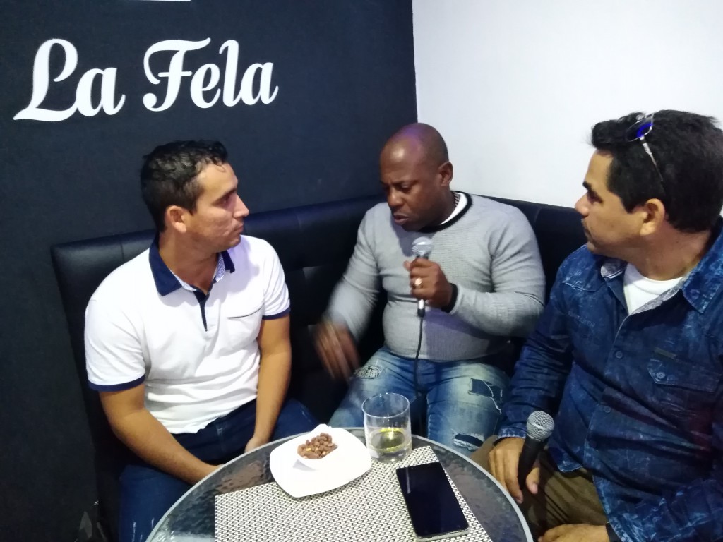 Carlos Tabares, en la peña En Caliente