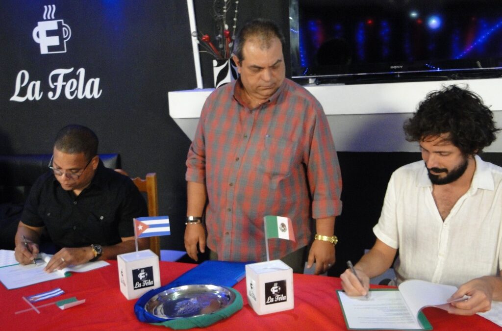 La Fela y EKKO Hostel oficializan su intención de colaboración